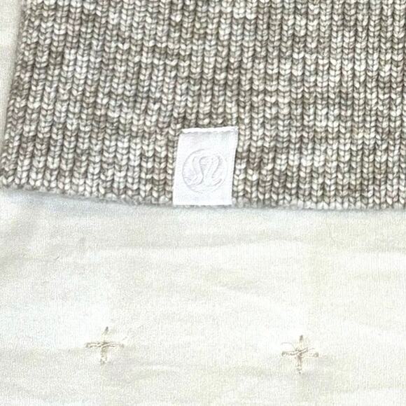 Lululemon Boxy Marled Knit Long Sleeve Sweater Women's L | Tan Beige | EUC - Picture 5 of 10